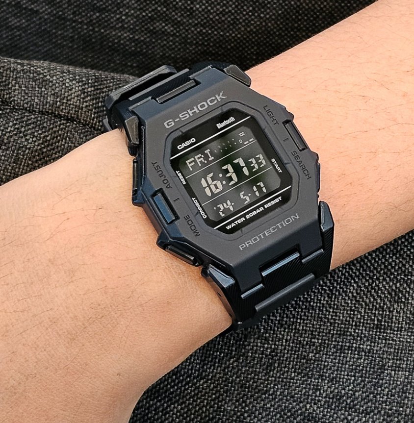 Мужские часы CASIO GD-B500-1ER Bluetooth - купить по цене 7970 в
