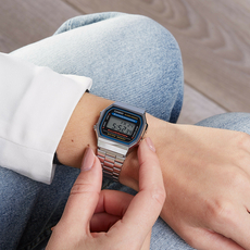 CASIO A168WA-1YES, Вариации товара: Стальной/Светлый, фото 5 | Интернет-магазин оригинальных часов и аксессуаров