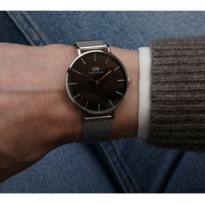 Daniel Wellington DW00100304 Petite 36 Sterling S Black, фото 2 | Интернет-магазин оригинальных часов и аксессуаров