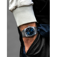 TISSOT T137.410.11.041.00 PRX, Варіант кольору: Білий, фото 2 | Интернет-магазин оригинальных часов и аксессуаров