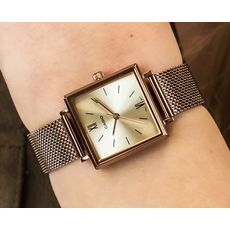 CASIO LTP-E155MR-9BEF, фото 9 | Интернет-магазин оригинальных часов и аксессуаров