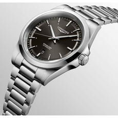 Longines L3.830.4.52.6 Conquest, фото 2 | Интернет-магазин оригинальных часов и аксессуаров