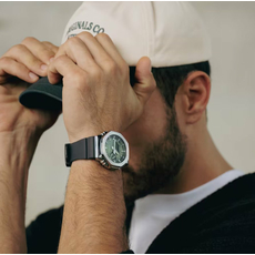 CASIO GBM-2100A-1A3ER Bluetooth, Вариации товара: Стальной/Зеленый, фото 7 | Интернет-магазин оригинальных часов и аксессуаров