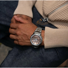 CASIO GM-B2100AD-5AER MADE IN JAPAN, фото 7 | Интернет-магазин оригинальных часов и аксессуаров