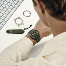 Victorinox Swiss Army VX-V242021.1 I.N.O.X. Automatic, фото 2 | Интернет-магазин оригинальных часов и аксессуаров