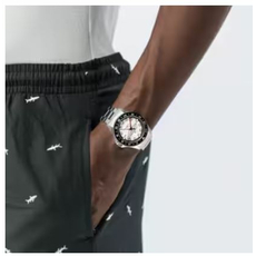 Hamilton H82555150 KHAKI NAVY SCUBA AUTO GMT, фото 5 | Интернет-магазин оригинальных часов и аксессуаров