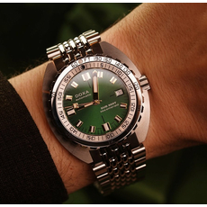 DOXA 840.10.131.10 SUB 300T SEA EMERALD SUNRAY, фото 4 | Интернет-магазин оригинальных часов и аксессуаров