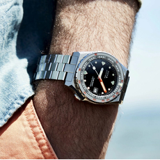 DOXA 861.10.101.10 SUB 600T SHARKHUNTER, фото 5 | Интернет-магазин оригинальных часов и аксессуаров