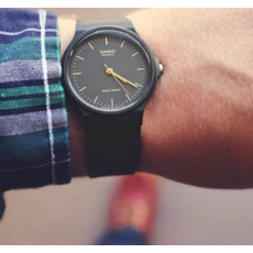 CASIO MQ-24-1ELLCF Exclusive, фото 4 | Интернет-магазин оригинальных часов и аксессуаров