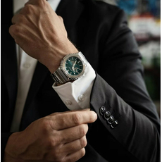 CASIO GM-2110D-3A1ER, фото 5 | Интернет-магазин оригинальных часов и аксессуаров