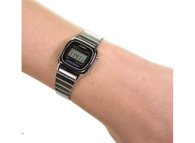 CASIO LA670WEA-1EF, Вариации товара: Стальной/Черный, фото 3 | Интернет-магазин оригинальных часов и аксессуаров