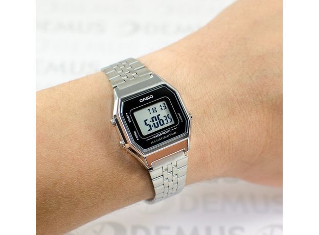 CASIO LA680WEA-1EF, Вариации товара: Стальной/Черный, фото 4 | Интернет-магазин оригинальных часов и аксессуаров