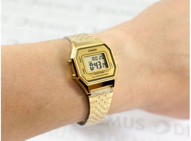 CASIO LA680WEGA-9ER, Вариации товара: Позолота/Желтый, фото 4 | Интернет-магазин оригинальных часов и аксессуаров