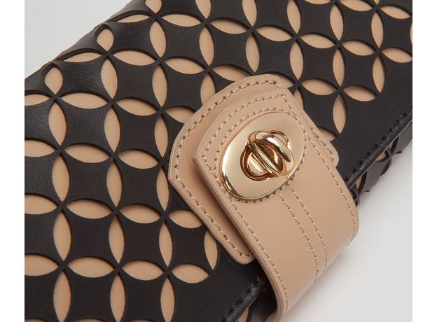 Скринька WOLF 301402 Chioe Jeweiry Roll Black, фото 3 | Интернет-магазин оригинальных часов и аксессуаров