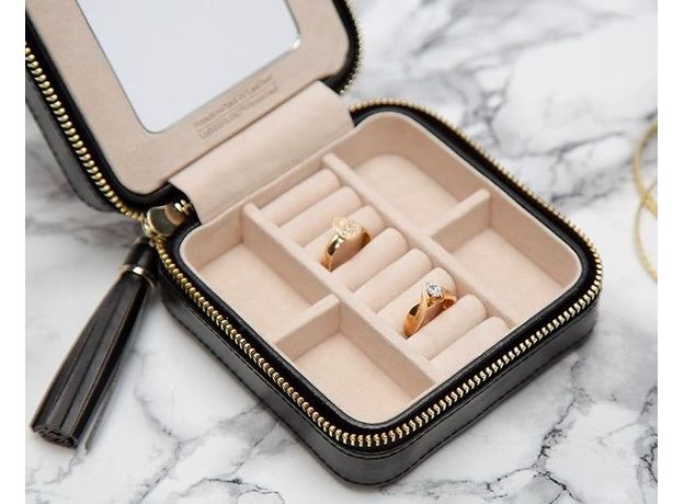 Шкатулка WOLF 329971 Caroline Zip Case Black, фото 6 | Интернет-магазин оригинальных часов и аксессуаров