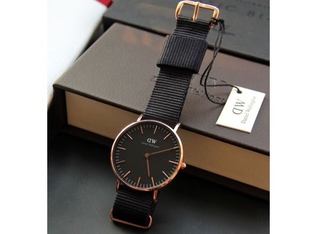 Daniel Wellington DW00100150, фото 7 | Интернет-магазин оригинальных часов и аксессуаров