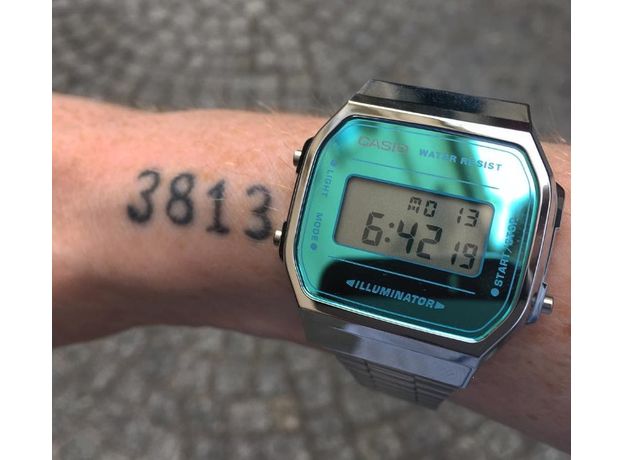 CASIO A168WEM-2EF, Вариации товара: Стальной/Бирюзовый, фото 3 | Интернет-магазин оригинальных часов и аксессуаров