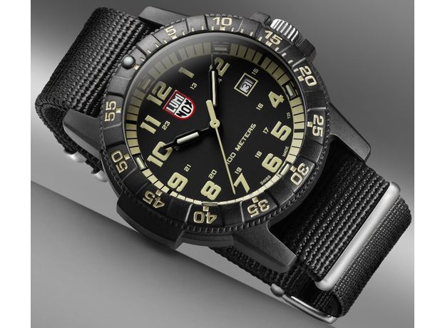 Luminox XS.0333, фото 3 | Интернет-магазин оригинальных часов и аксессуаров