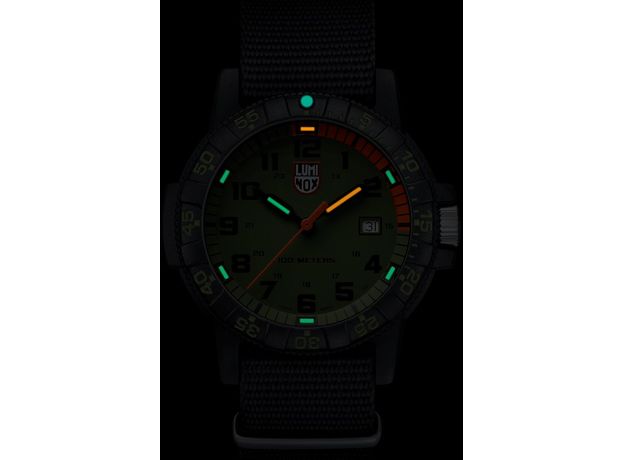 Luminox XS.0337, фото 3 | Интернет-магазин оригинальных часов и аксессуаров