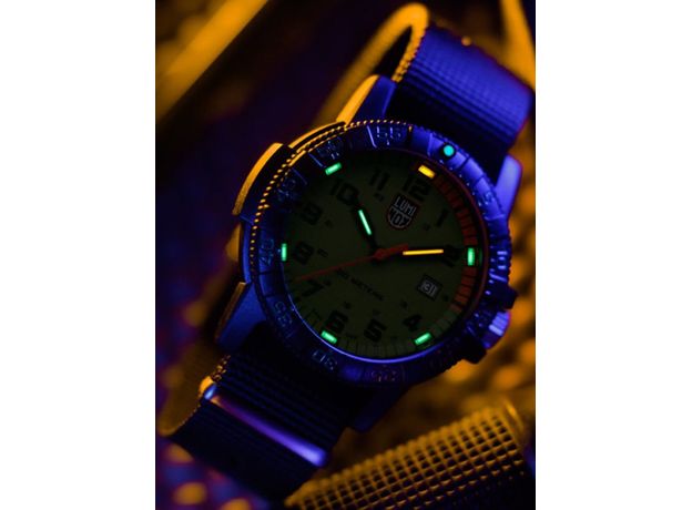 Luminox XS.0337, фото 4 | Интернет-магазин оригинальных часов и аксессуаров