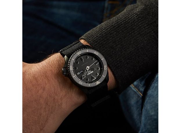 SEIKO SRPD79K1 SEIKO 5 SPORTS STREET, фото 5 | Интернет-магазин оригинальных часов и аксессуаров