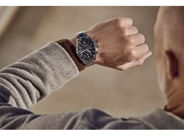 Victorinox Swiss Army VX-V241855 Fieldforce Chrono, фото 4 | Интернет-магазин оригинальных часов и аксессуаров