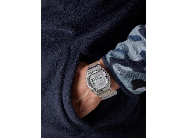 CASIO GM-5600SCM-1ER, Вариации товара: Прозрачный/Серый, фото 2 | Интернет-магазин оригинальных часов и аксессуаров