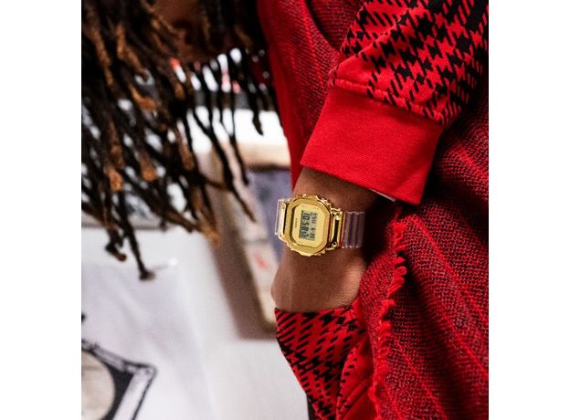 CASIO GM-5600SG-9ER, Варіант кольору: Позолота/Світлий, фото 2 | Интернет-магазин оригинальных часов и аксессуаров