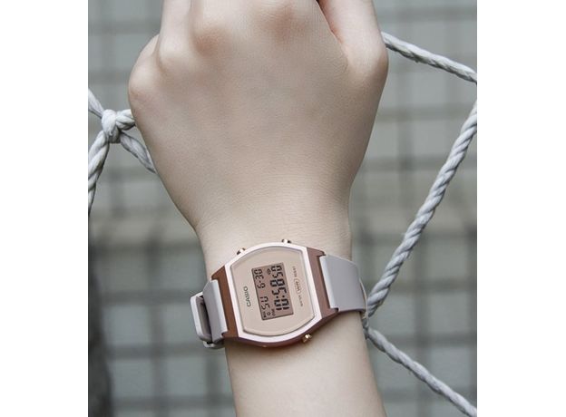 CASIO LW-204-4AEF, фото 2 | Интернет-магазин оригинальных часов и аксессуаров