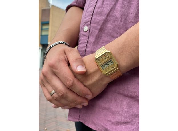 CASIO A100WEG-9AEF, Вариации товара: Позолота, фото 4 | Интернет-магазин оригинальных часов и аксессуаров