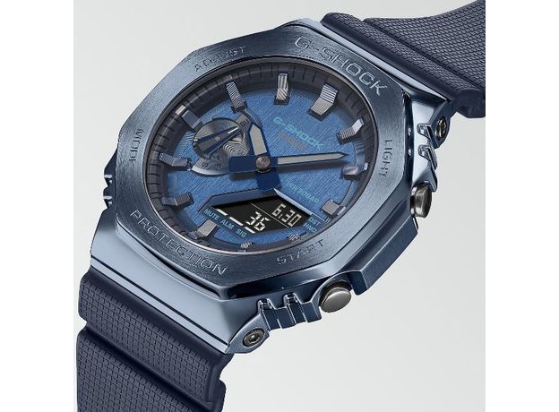 CASIO GM-2100N-2AER, Вариации товара: Черный/Синий, фото 9 | Интернет-магазин оригинальных часов и аксессуаров