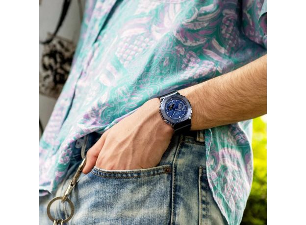 CASIO GM-2100N-2AER, Вариации товара: Черный/Синий, фото 5 | Интернет-магазин оригинальных часов и аксессуаров
