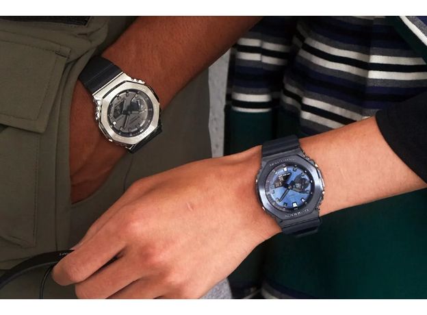 CASIO GM-2100N-2AER, Вариации товара: Черный/Синий, фото 2 | Интернет-магазин оригинальных часов и аксессуаров