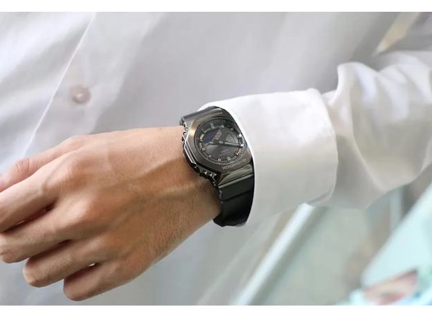 CASIO GM-S2100B-8AER, Варіант кольору: Чорний, фото 3 | Интернет-магазин оригинальных часов и аксессуаров