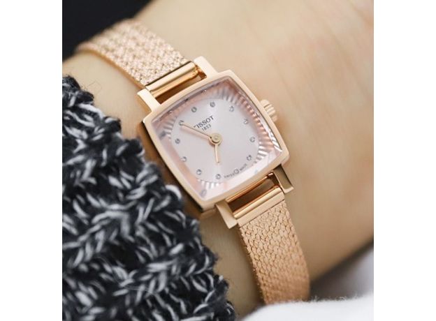 TISSOT T058.109.33.456.00 LOVELY SQUARE, фото 4 | Интернет-магазин оригинальных часов и аксессуаров