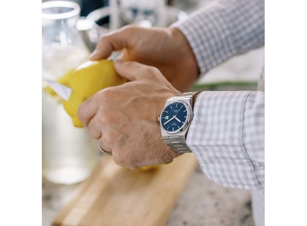 TISSOT T137.407.11.041.00 PRX POWERMATIC 80, фото 6 | Интернет-магазин оригинальных часов и аксессуаров