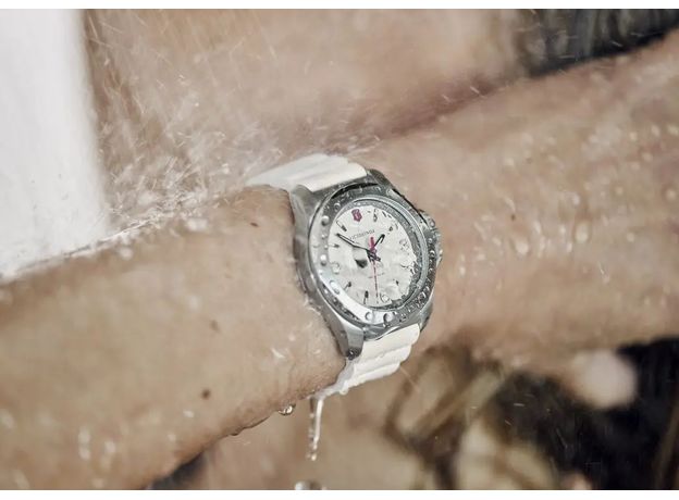 Victorinox Swiss Army VX-V241921 I.N.O.X., фото 4 | Интернет-магазин оригинальных часов и аксессуаров