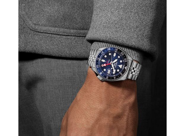 SEIKO SSK003K1 SEIKO 5 SPORTS GMT, фото 7 | Интернет-магазин оригинальных часов и аксессуаров