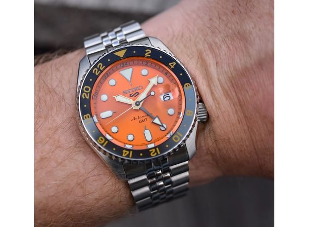 SEIKO SSK005K1 SEIKO 5 SPORTS GMT, фото 7 | Интернет-магазин оригинальных часов и аксессуаров