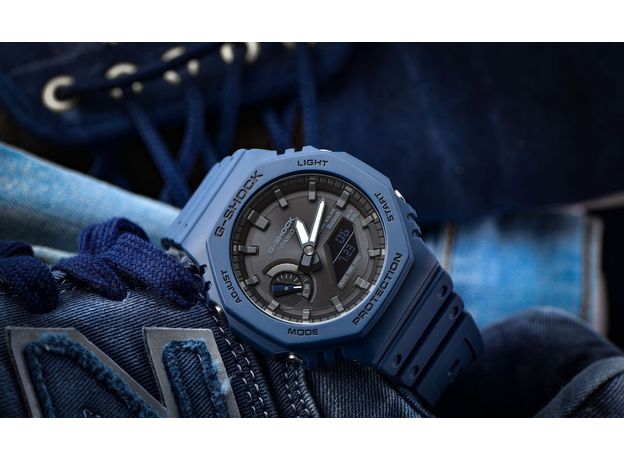 CASIO GA-B2100-2AER Bluetooth, Вариации товара: Синий/Черный, фото 6 | Интернет-магазин оригинальных часов и аксессуаров