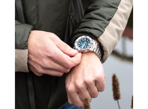 SEIKO SRPH75K1 PROSPEX MONSTER SAVE THE OCEAN ANTARCTICA, фото 11 | Интернет-магазин оригинальных часов и аксессуаров