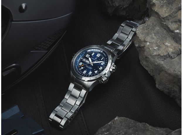 Hamilton H77765141 KHAKI AVIATION X-WIND DAY DATE AUTO, фото 7 | Интернет-магазин оригинальных часов и аксессуаров