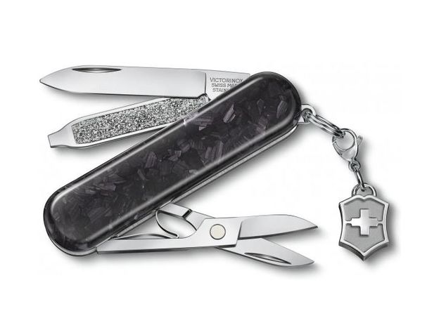 Складной нож Victorinox Vx06221.90 (0.6221.90) CLASSIC BRILLIANT CARBON, фото 2 | Интернет-магазин оригинальных часов и аксессуаров