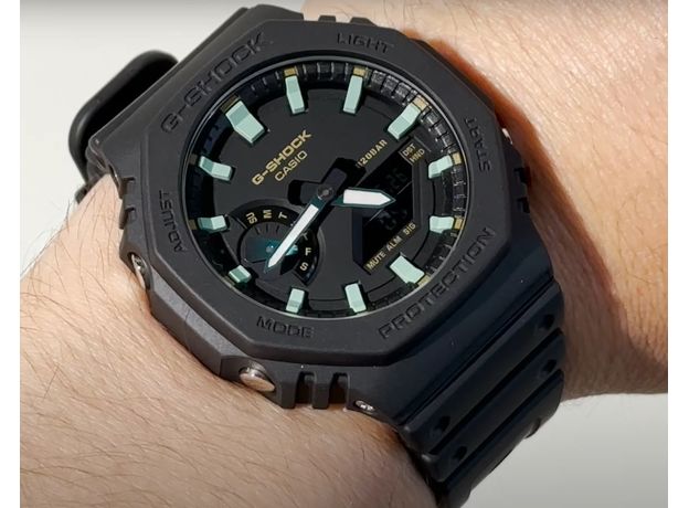 CASIO GA-2100RC-1AER, Варіант кольору: Зелений/Чорний, фото 3 | Интернет-магазин оригинальных часов и аксессуаров