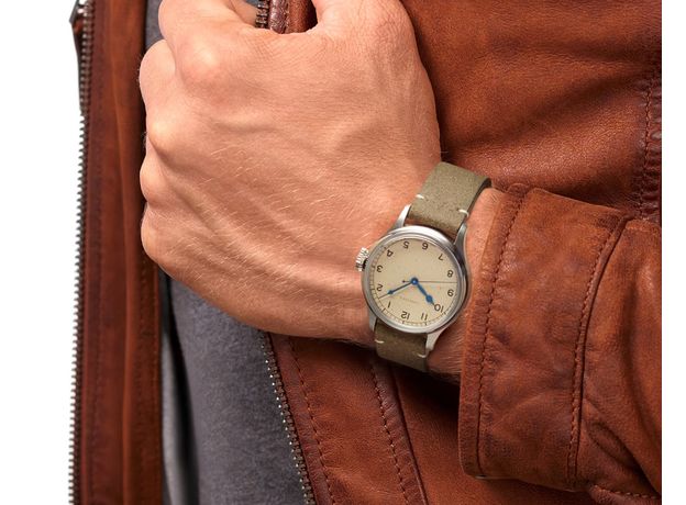 Longines L2.819.4.93.2 HERITAGE MILITARY, фото 7 | Интернет-магазин оригинальных часов и аксессуаров