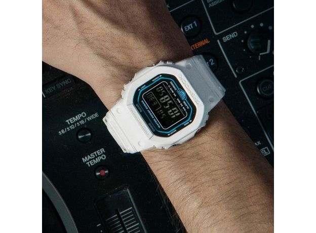 CASIO DW-B5600SF-7ER, Варіант кольору: Білий, фото 7 | Интернет-магазин оригинальных часов и аксессуаров