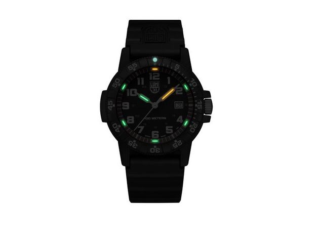 Luminox XS.0335, фото 6 | Интернет-магазин оригинальных часов и аксессуаров