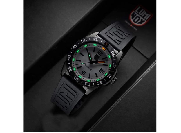 Luminox XS.3127M, фото 5 | Интернет-магазин оригинальных часов и аксессуаров