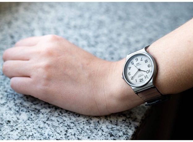 CASIO MQ-24S-8BEF, фото 4 | Интернет-магазин оригинальных часов и аксессуаров