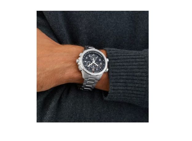 Hamilton H77912135 KHAKI AVIATION X-WIND GMT, фото 5 | Интернет-магазин оригинальных часов и аксессуаров